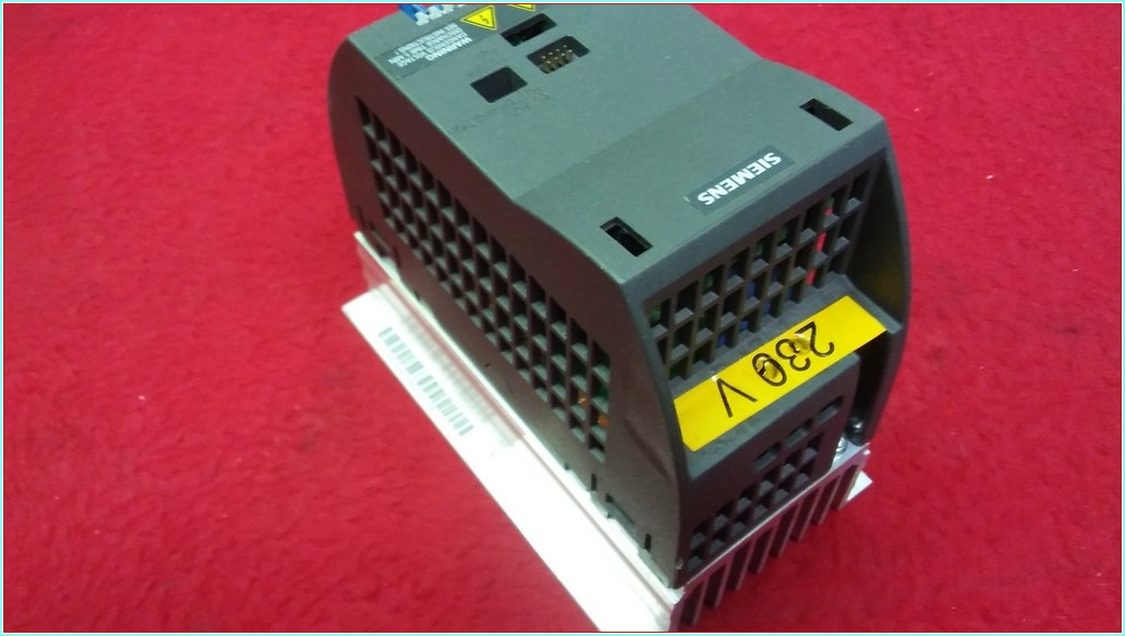 SIEMENS 6SL3211-0AB15-5UA1 6SL3211-0AB13-7UA1 SINAMICS G110 CPM110 AIN 0,55KW SÜRÜCÜ